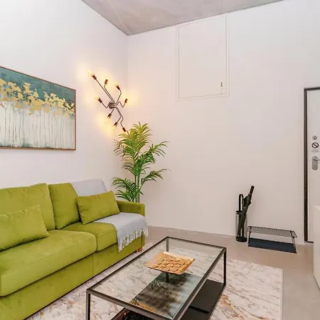 Loft With Great Balcony And Ac Close To Clerigos * Porto
